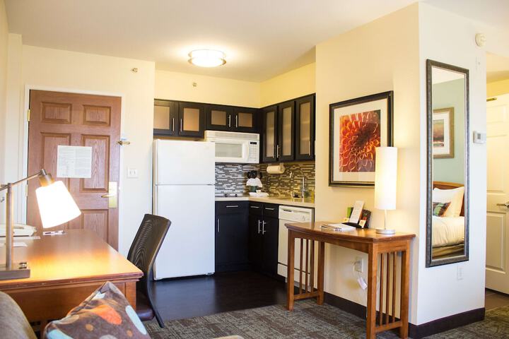 Private kitchenette