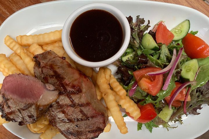 Dining 62 of 192