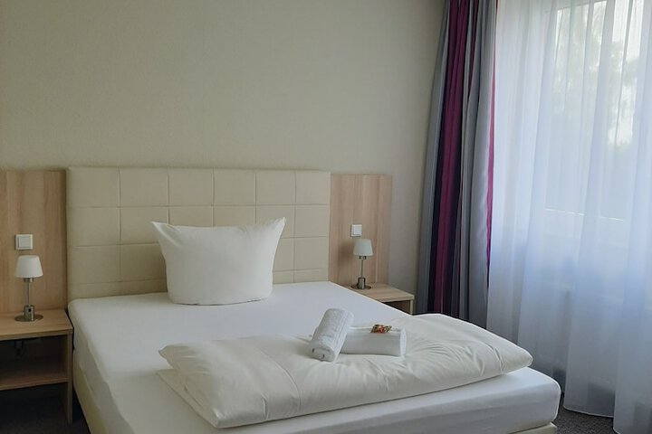 Room 13 of 39