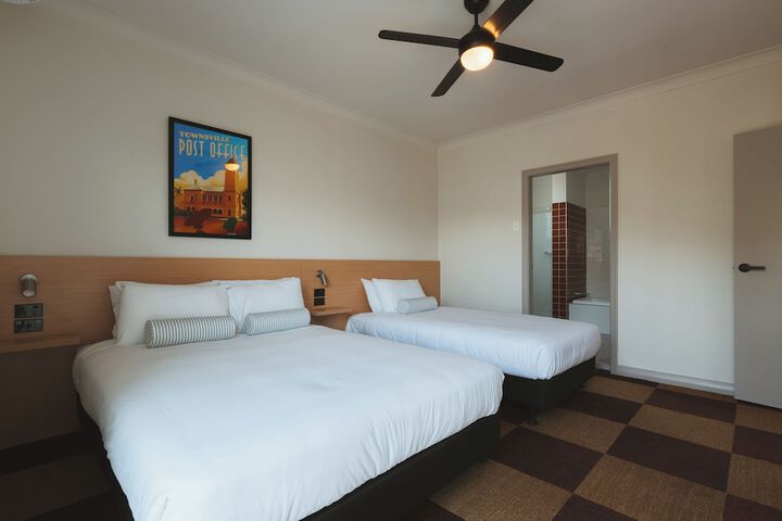 Room 21 of 123