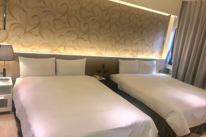 Room 18 of 62