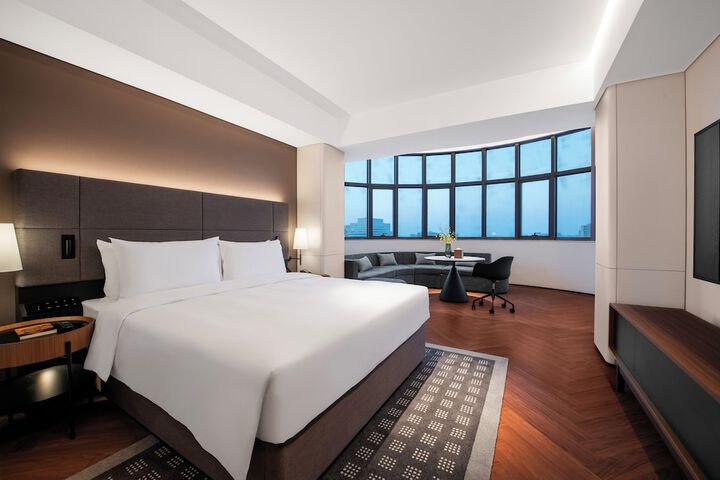 Room 17 of 70