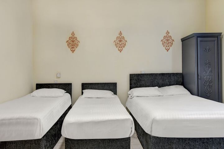 Room 18 of 61