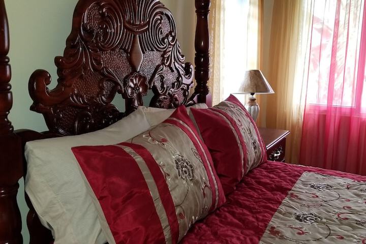 Room 6 of 34