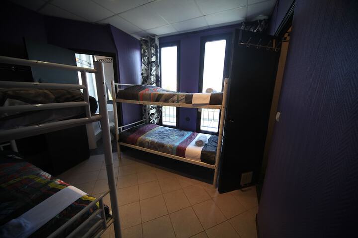 Room 13 of 49