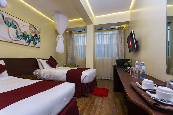 Room 4 of 34