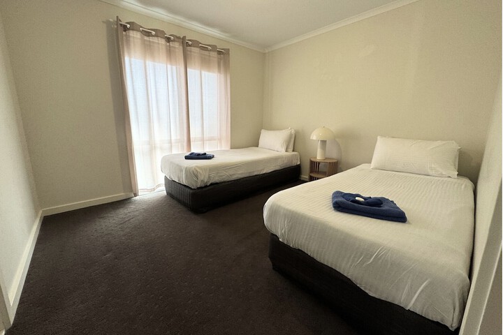 Room 18 of 68