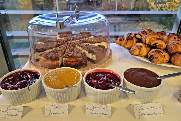 Breakfast/Coffee Service 106 of 128