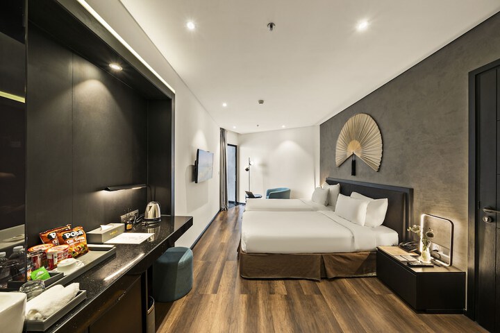 Room 36 of 80