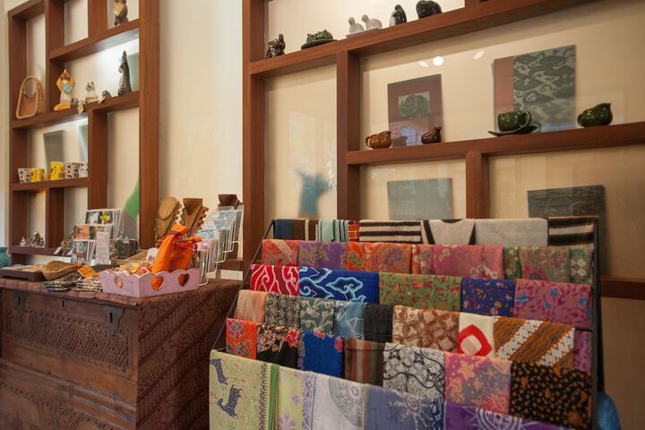 Gift Shop 51 of 79