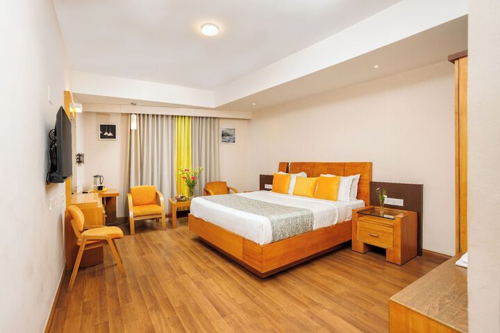 Room 4 of 22