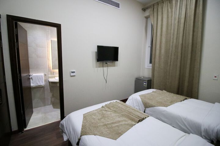 Room 16 of 59