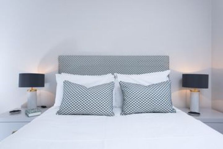 Room 8 of 30