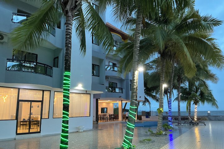 Hotel 78 of 80