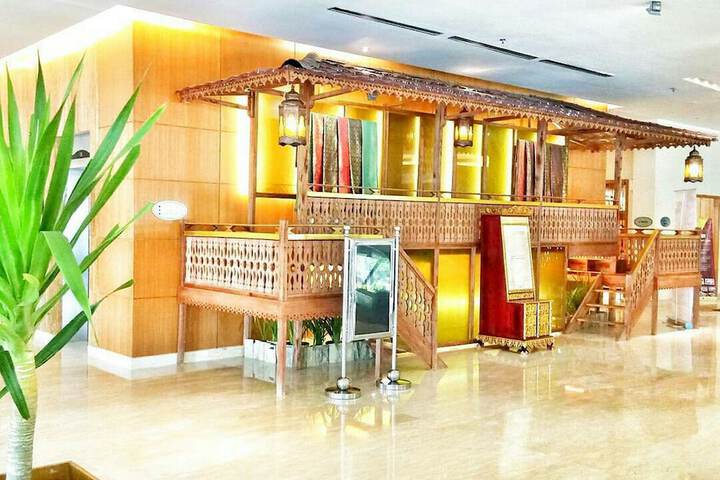 Lobby Photos
