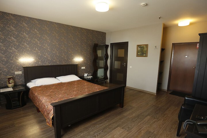 Room 14 of 62