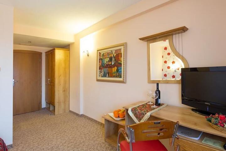 Room 14 of 72