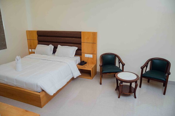 Room 21 of 27
