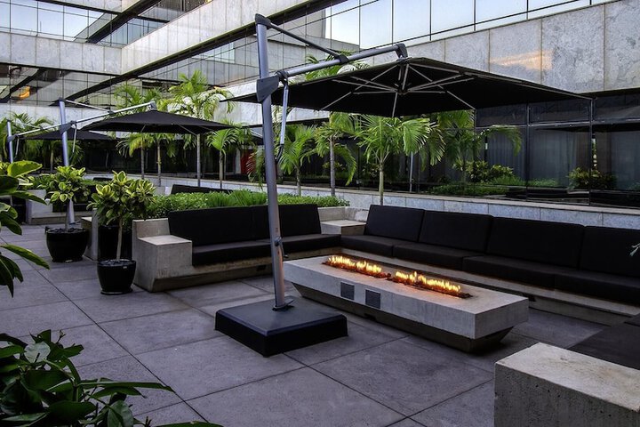 Terrace/Patio 30 of 32