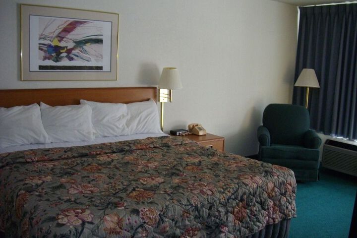 Hotel Entry