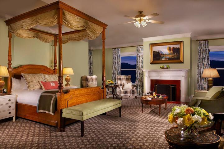 Quadruple Deluxe Queen Bed (30 of 37)