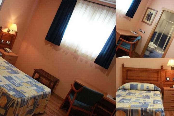 Room 21 of 53