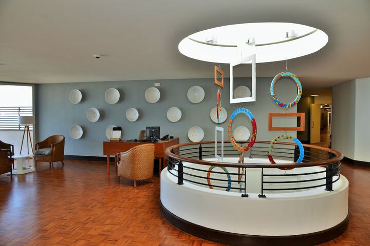 Guest Lobby