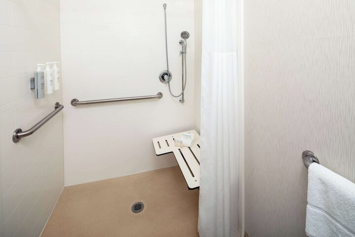 Room 20 of 29