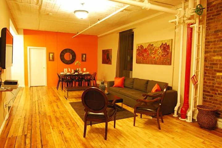 Room 220 of 324