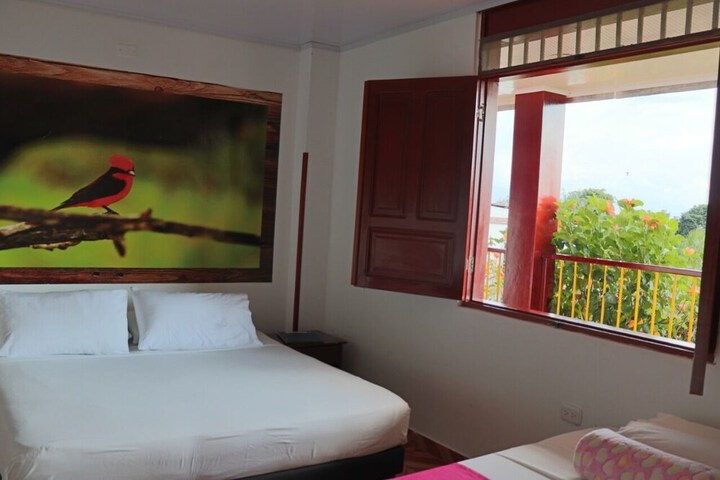 Room 2 of 38