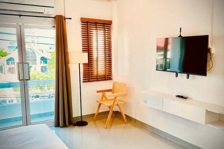 Room 21 of 66