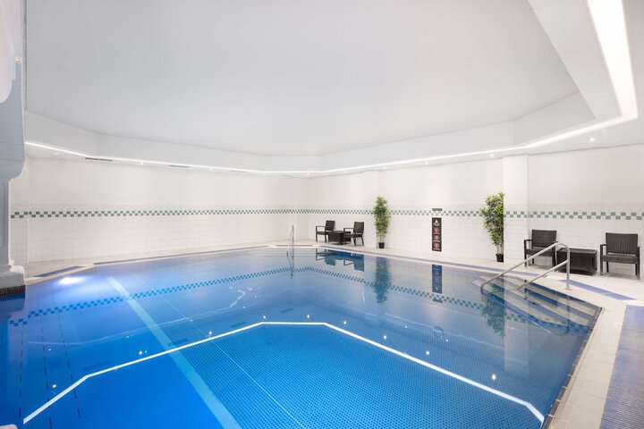 Pool 140 of 182
