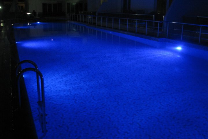 Pools & Facilities