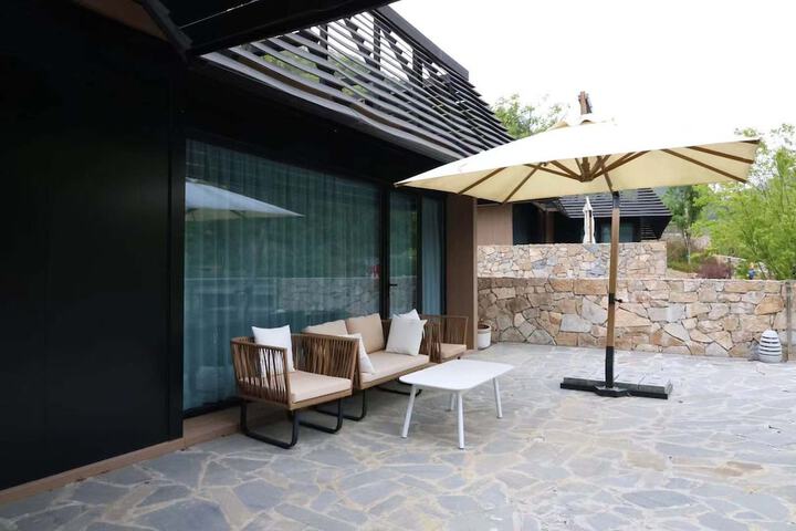 Terrace/Patio 173 of 176