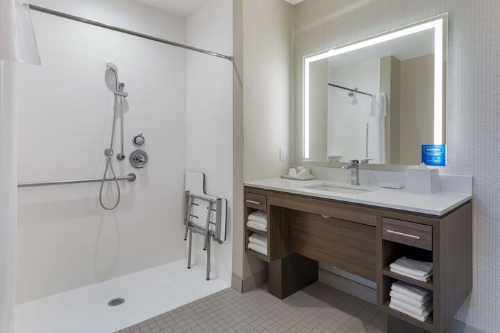 Bathroom shower