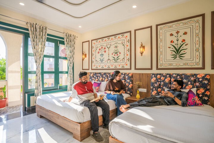 Room 40 of 90