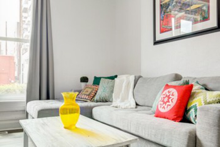 Room 34 of 109