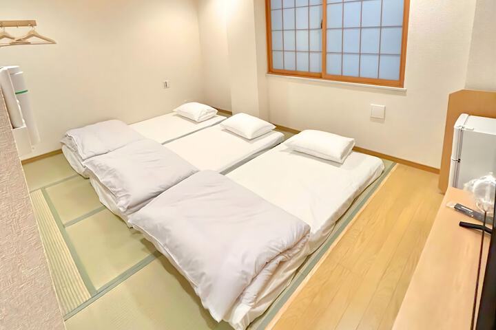 Room 6 of 36