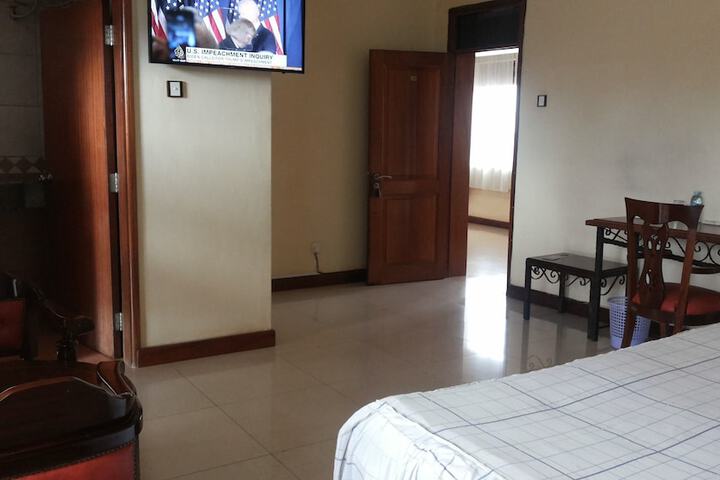 Room 18 of 72