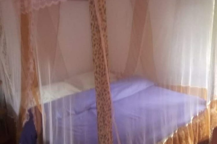 Room 6 of 23