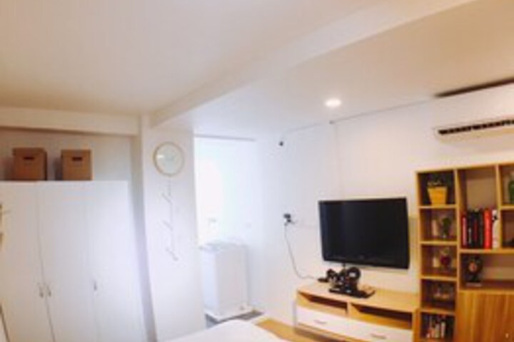 Room 34 of 45