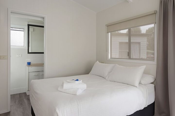 Room 7 of 24