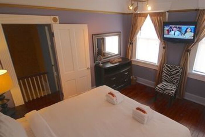 Room 27 of 137