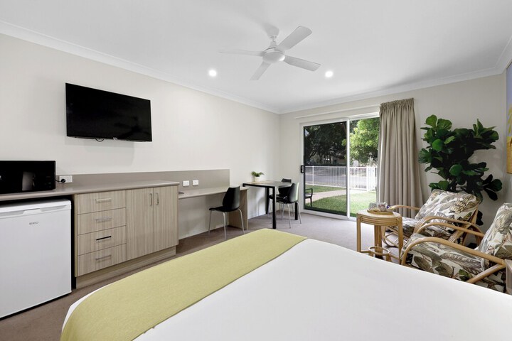Room 18 of 43