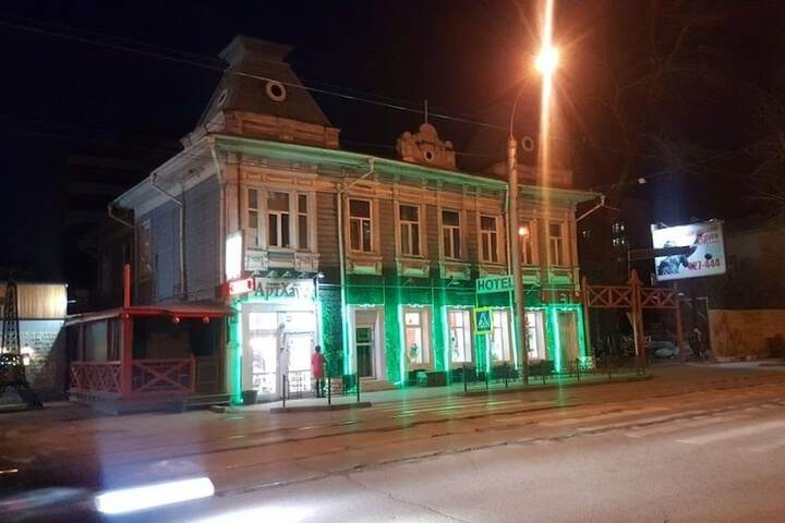 Hotel Bichaikhanov Palace