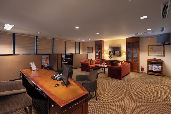 Business Center 110 of 130