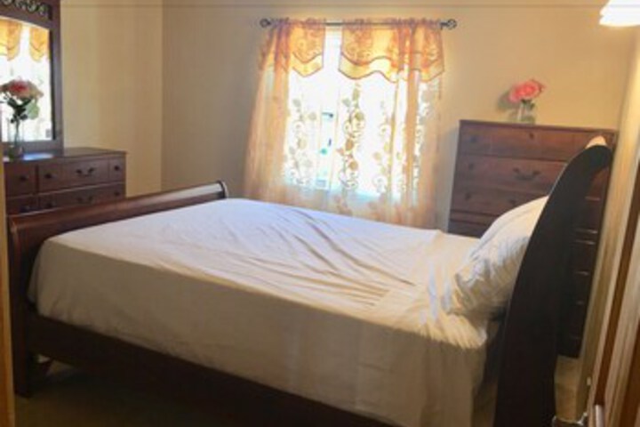 Room 26 of 33