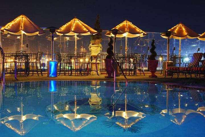 Pool