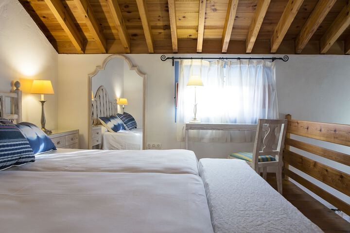 Room 15 of 131