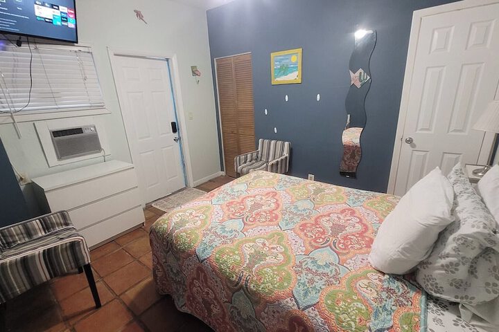 Room 15 of 109